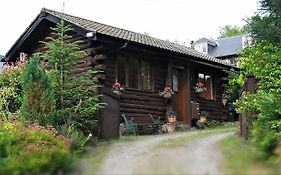 An Carraig Log Cabin